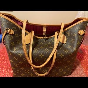 Authentic Louis Vuitton Neverfull MM